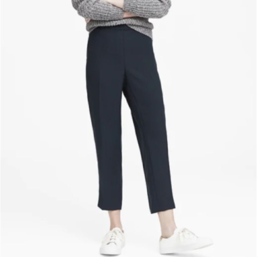 BANANA Republic Navy Hayden Pull-On Straight-Leg Tapered Fit Cropped Pants